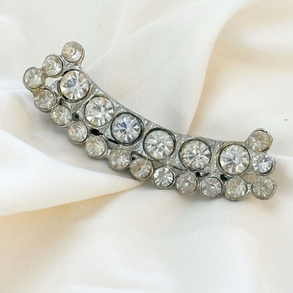 Elegant Silver Rhinestone curved bar pin brooch